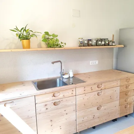 Naravna Lesena Hisa V Naravi Z Lastnim Vrtom Apartment *