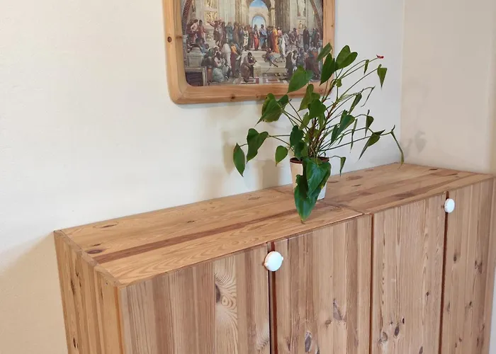 Naravna Lesena Hisa V Naravi Z Lastnim Vrtom דירה *